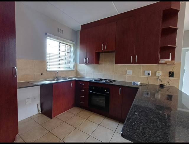 2 BEDROOM APARTMENT FOR SALE IN SONNEVELD
